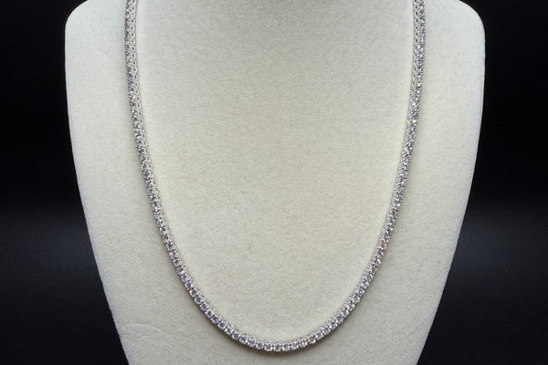 Lab diamond tennis chain - Ott Family Jewelry lab-grown diamond vs moissanite comparison