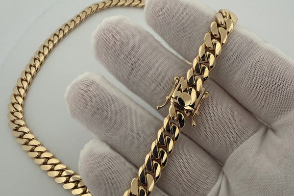 Cuban, rope, Franco, Figaro and curb gold chains side by side — Ott Family Jewelry chain style guide