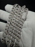 20" 10mm silver moissanite Cuban chain, 17.1ctw D VVS1, 85.9g – Ott Family Jewelry (10)