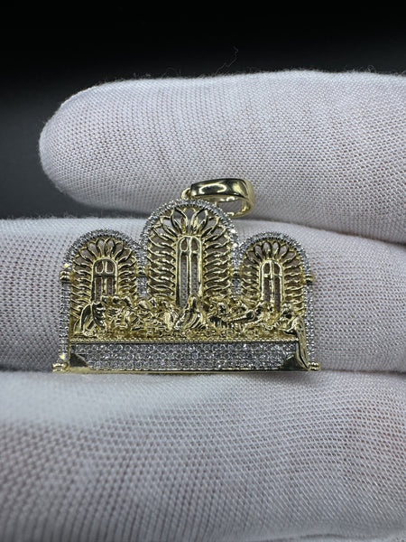 1.25” 10k Yellow Gold est 3/4ctw Natural Diamond Last Supper Pendant 6mm Bail 6.62g