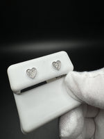 10k White Gold Heart Shape 1/10ctw Natural Diamond Cluster Studs 1.0g