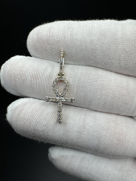 1.5” 10k Yellow Gold Ankh Pendant 1/2ctw Natural Diamonds 4.8mm Bail 1.6g