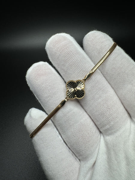 7”-7.5” 14k Yellow Gold One Motif/Clover Snake Bracelet 14mm 4.11g