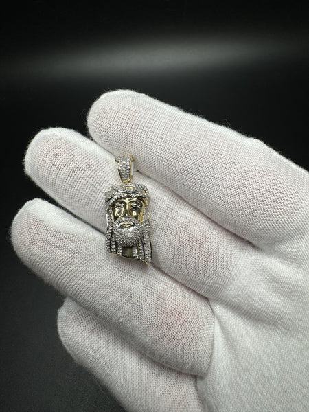 1.25” 10k Yellow Gold 1/2ctw Natural Diamond Jesus Piece 3.7mm Bail 4.0g