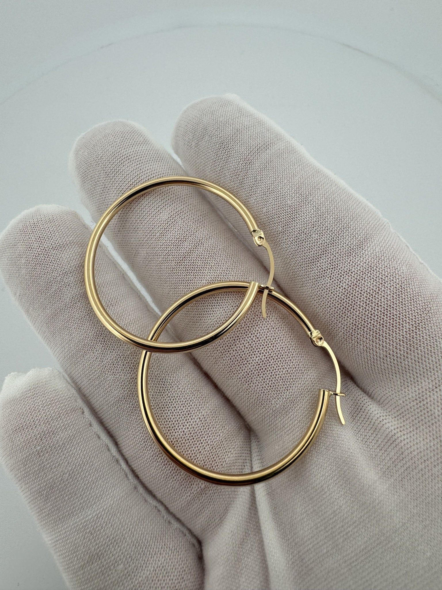 35mm x 2mm 18k Yellow Gold Hoops 2.84g – Ott Family Jewelry
